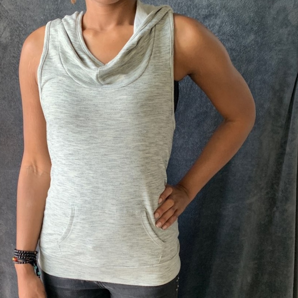 Grey Hooded Muscle Shirt Workout Exercise Tee Top